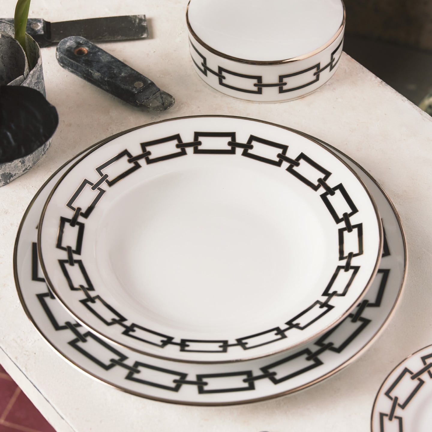 Ginori 1735 | Porcelain Tableware and Design Home Décor Complements